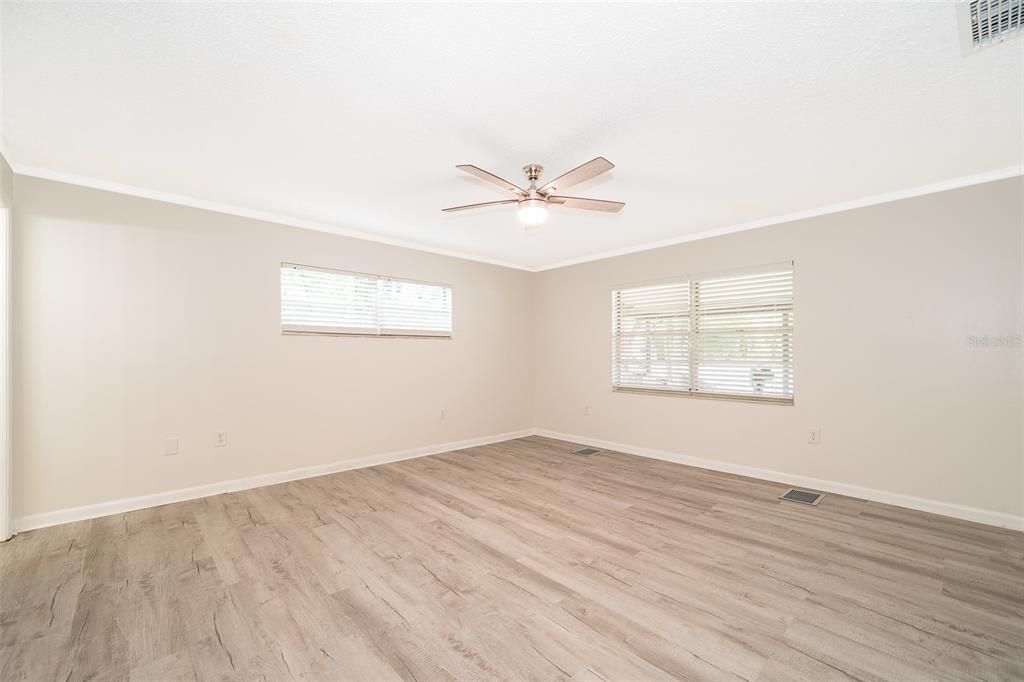 На продажу: $629,000 (4 спален, 3 ванн, 3118 Квадратных фут)