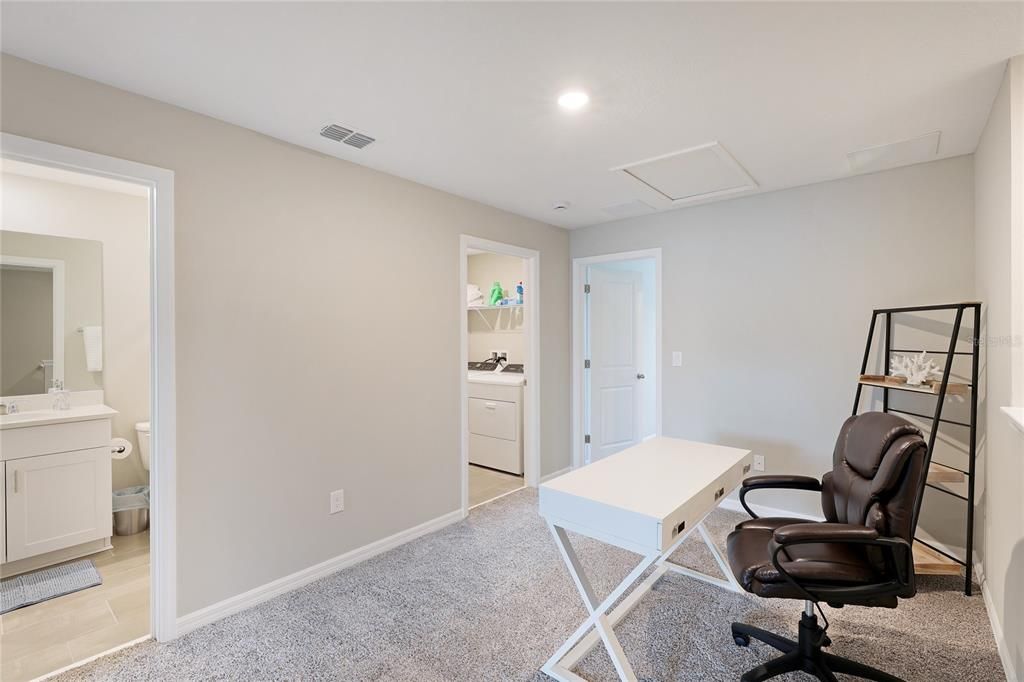 В аренду: $2,500 (3 спален, 2 ванн, 1450 Квадратных фут)