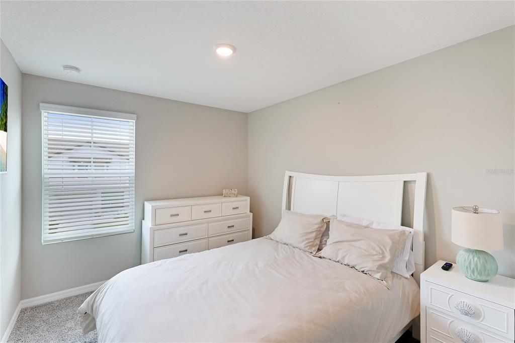 В аренду: $2,500 (3 спален, 2 ванн, 1450 Квадратных фут)