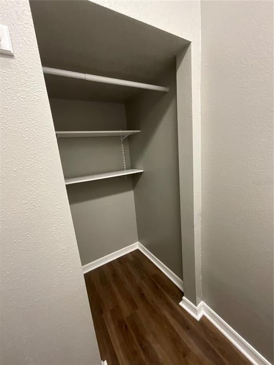 Active With Contract: $1,800 (3 beds, 2 baths, 1588 Square Feet)