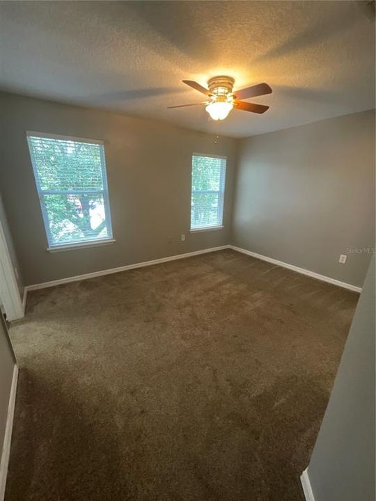 Active With Contract: $1,800 (3 beds, 2 baths, 1588 Square Feet)