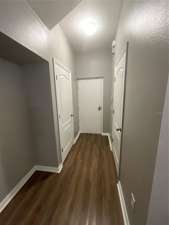 Active With Contract: $1,800 (3 beds, 2 baths, 1588 Square Feet)