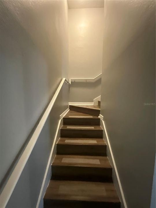 Active With Contract: $1,800 (3 beds, 2 baths, 1588 Square Feet)