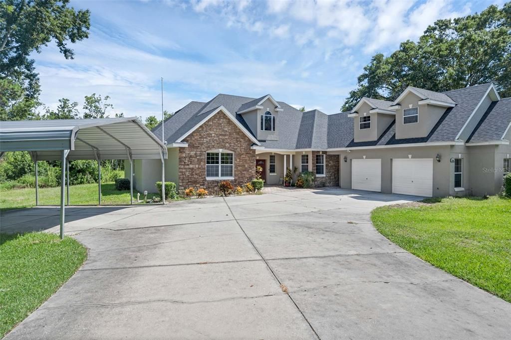 合同活跃: $600,000 (4 贝兹, 4 浴室, 3337 平方英尺)