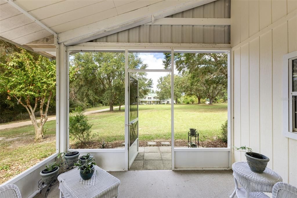 For Sale: $1,280,000 (6 beds, 4 baths, 3465 Square Feet)