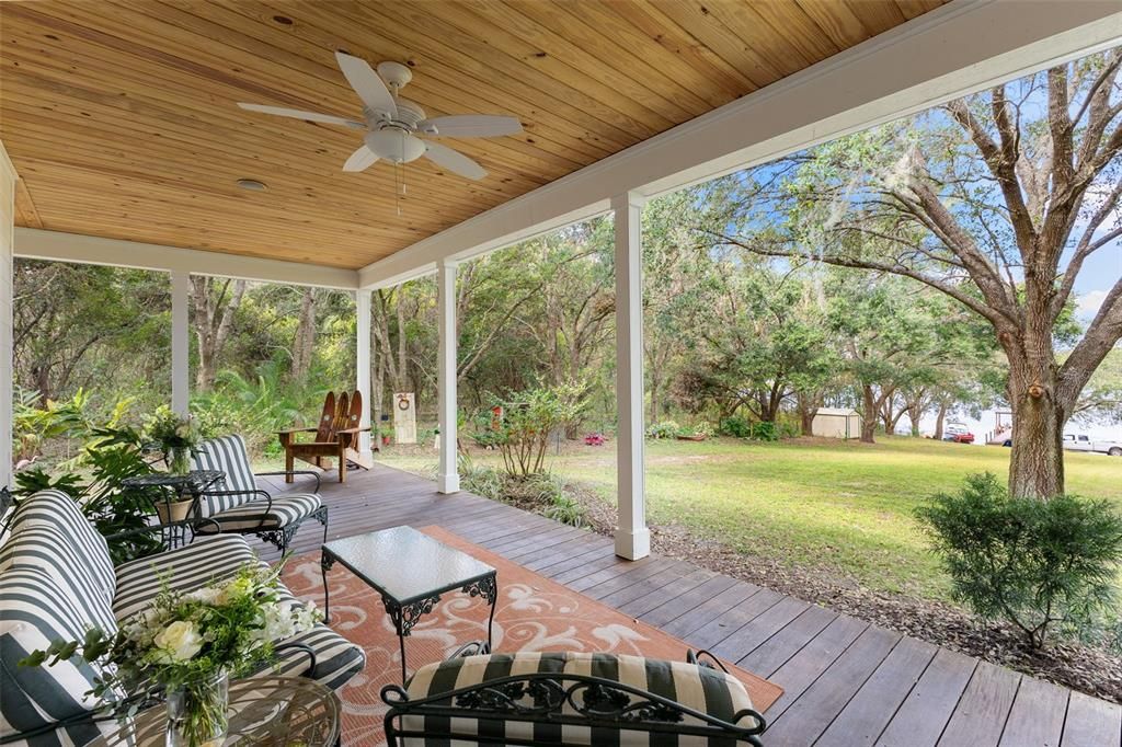 For Sale: $1,280,000 (6 beds, 4 baths, 3465 Square Feet)