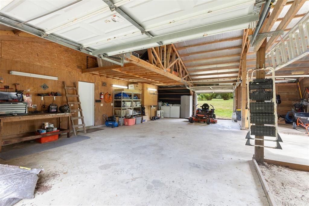 For Sale: $1,280,000 (6 beds, 4 baths, 3465 Square Feet)