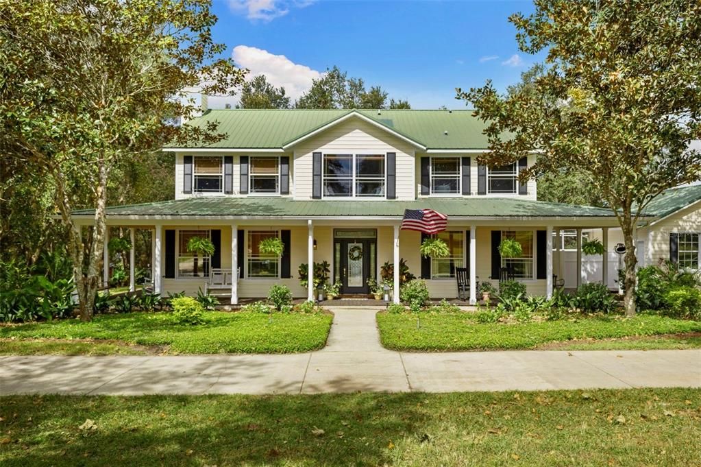 For Sale: $1,280,000 (6 beds, 4 baths, 3465 Square Feet)