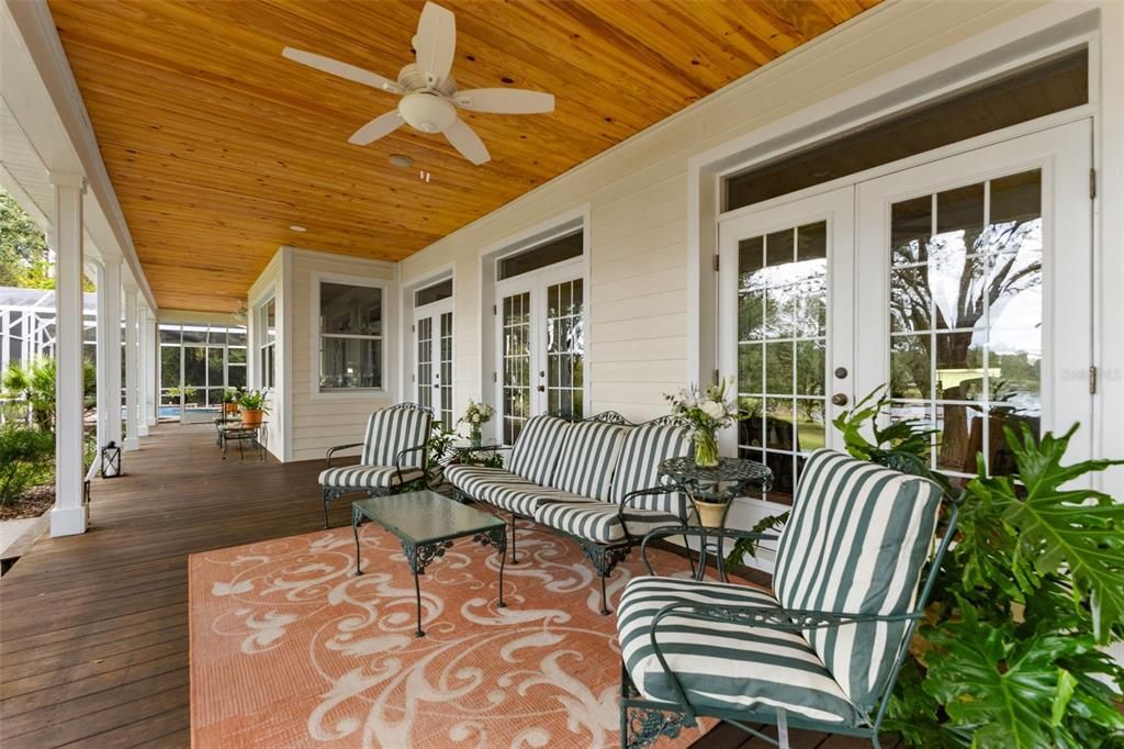 For Sale: $1,280,000 (6 beds, 4 baths, 3465 Square Feet)