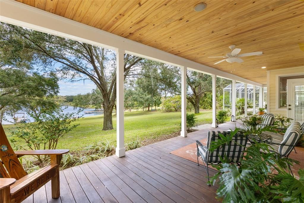 For Sale: $1,280,000 (6 beds, 4 baths, 3465 Square Feet)