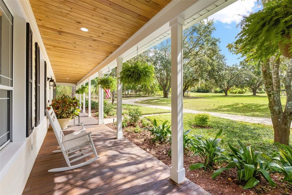 For Sale: $1,280,000 (6 beds, 4 baths, 3465 Square Feet)