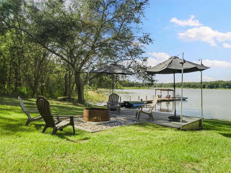 For Sale: $1,280,000 (6 beds, 4 baths, 3465 Square Feet)