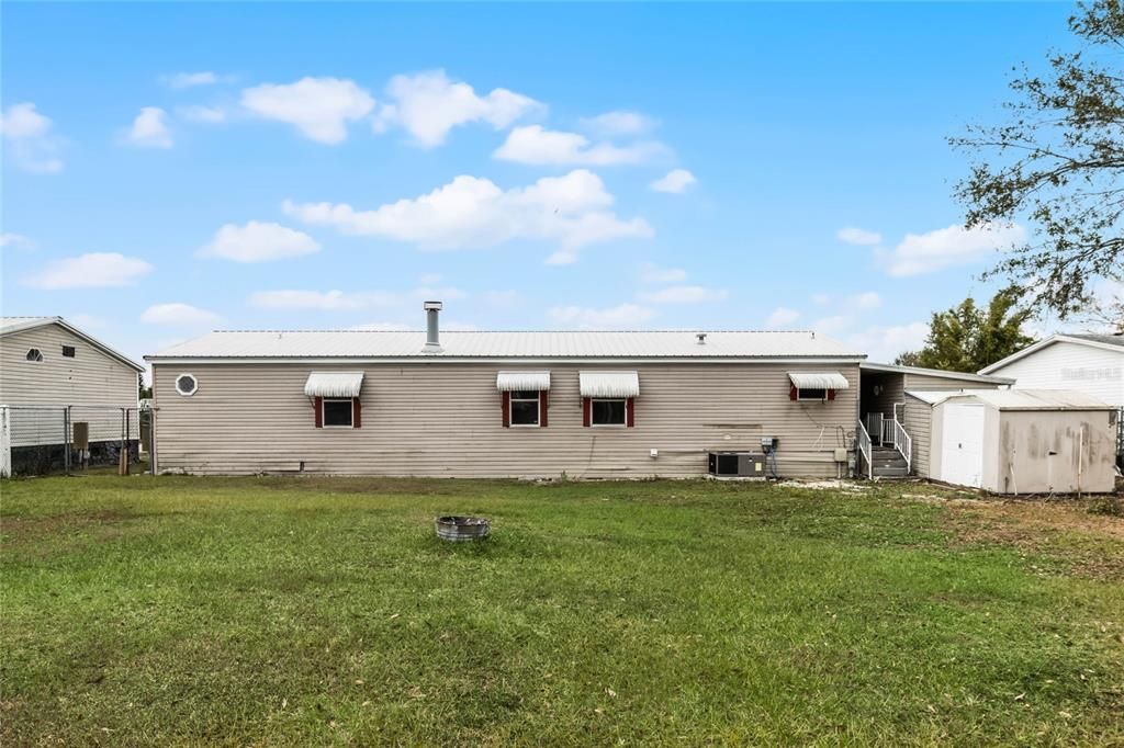 Active With Contract: $200,000 (3 beds, 2 baths, 1647 Square Feet)