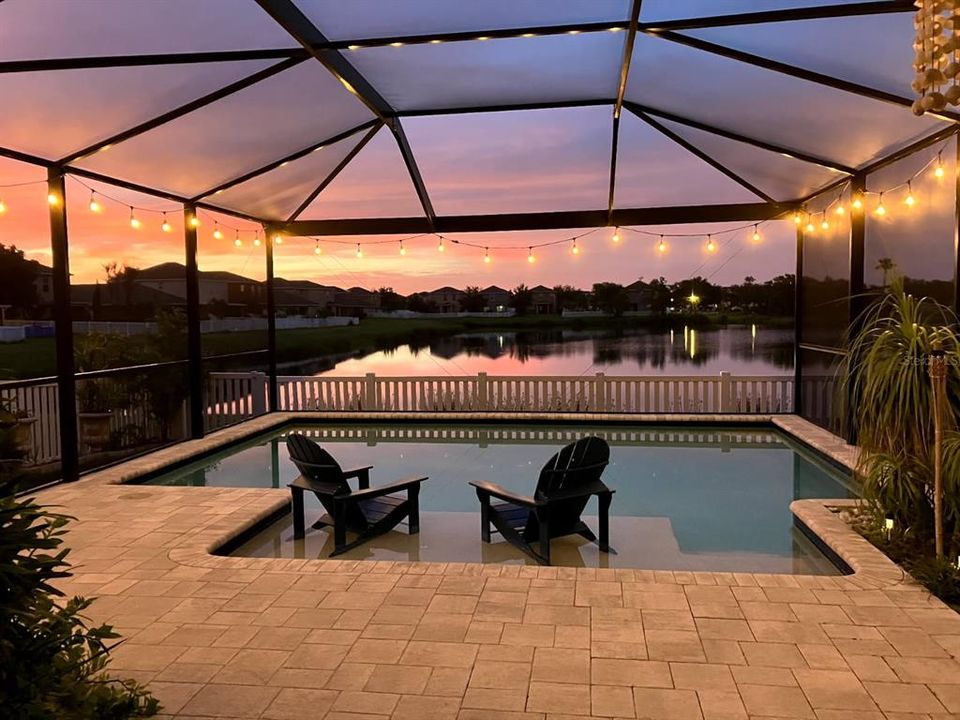 合同活跃: $485,000 (5 贝兹, 2 浴室, 2832 平方英尺)