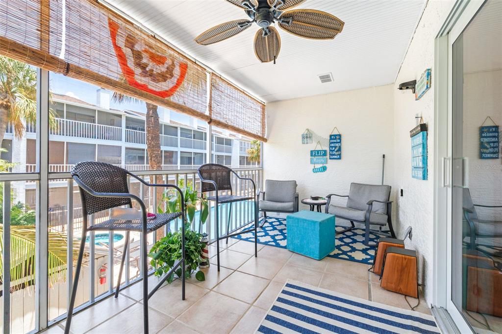 На продажу: $449,900 (2 спален, 2 ванн, 1600 Квадратных фут)