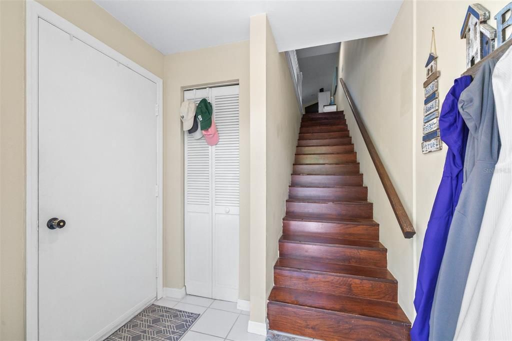 На продажу: $449,900 (2 спален, 2 ванн, 1600 Квадратных фут)