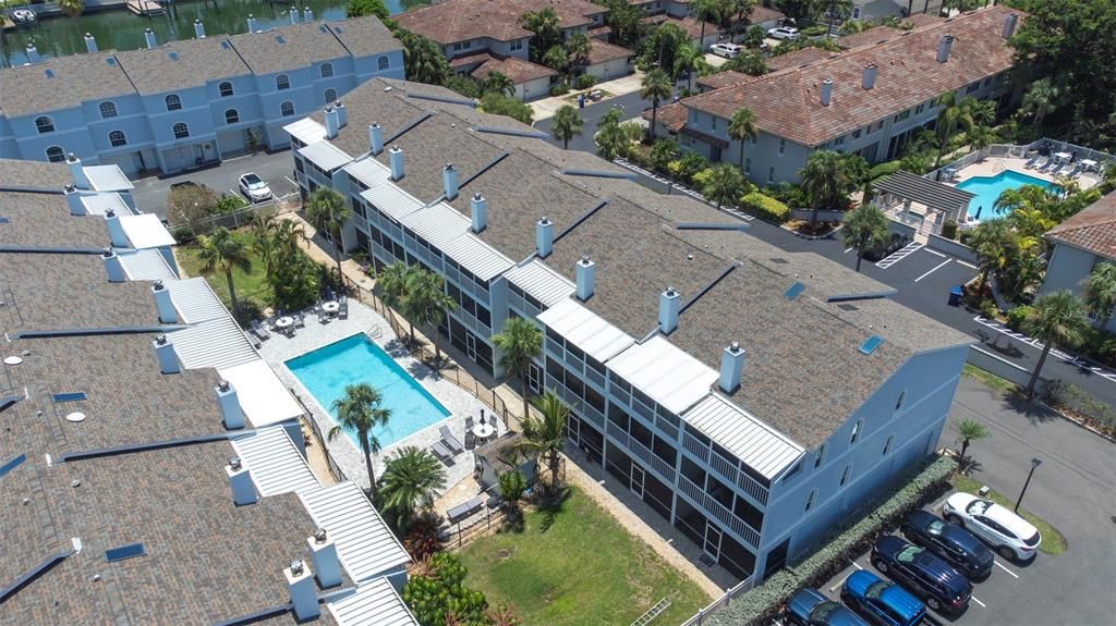 На продажу: $449,900 (2 спален, 2 ванн, 1600 Квадратных фут)