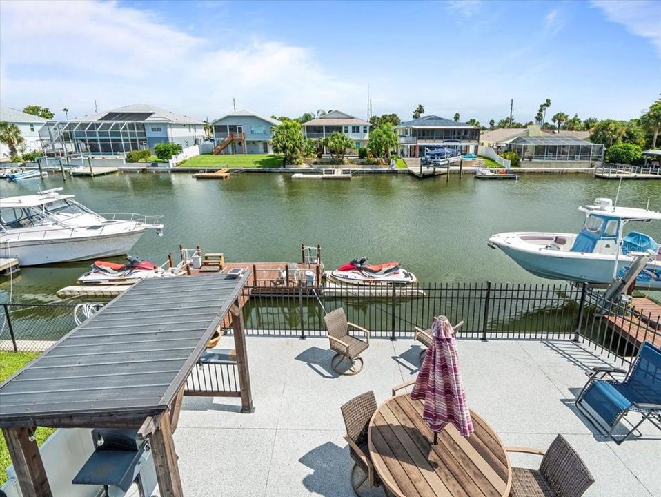 待售: $750,000 (5 贝兹, 4 浴室, 1751 平方英尺)