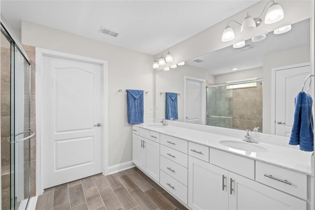 Active With Contract: $395,000 (3 beds, 2 baths, 1798 Square Feet)