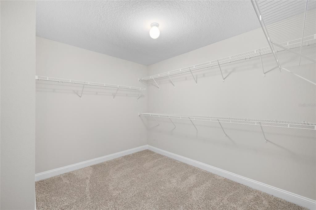 Active With Contract: $395,000 (3 beds, 2 baths, 1798 Square Feet)