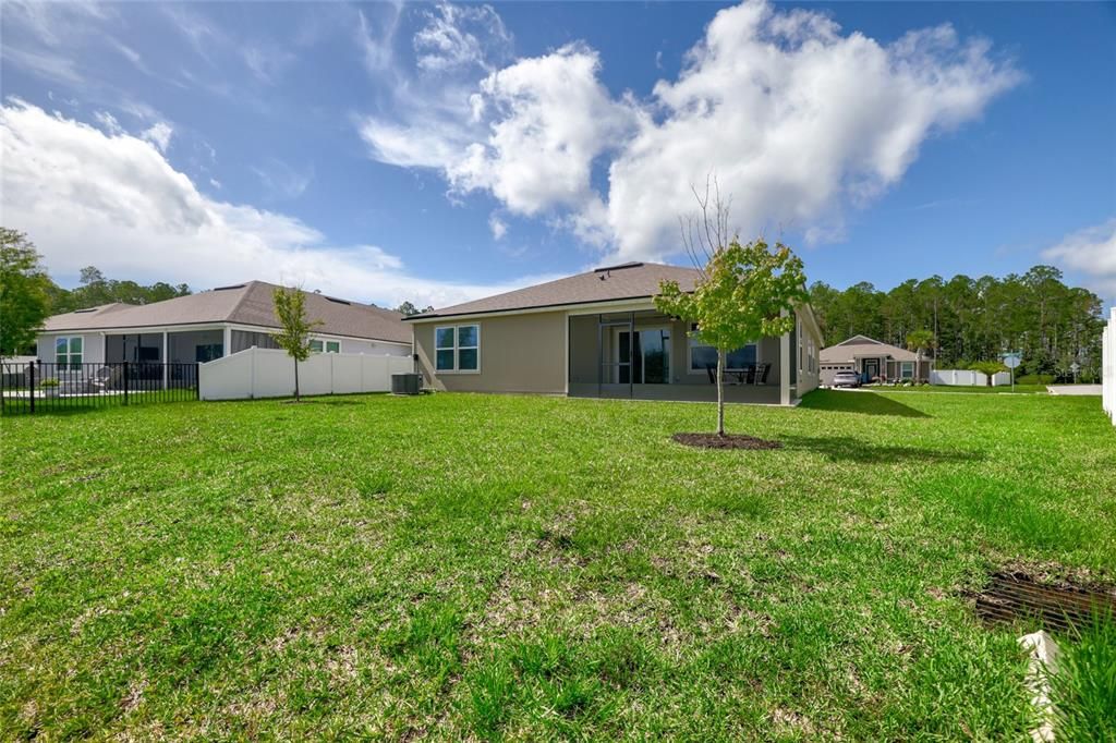 Active With Contract: $395,000 (3 beds, 2 baths, 1798 Square Feet)