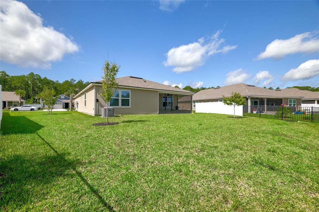 Active With Contract: $395,000 (3 beds, 2 baths, 1798 Square Feet)