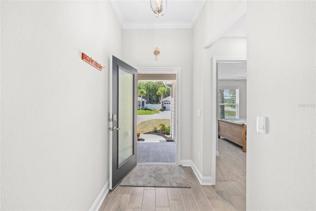 Active With Contract: $395,000 (3 beds, 2 baths, 1798 Square Feet)