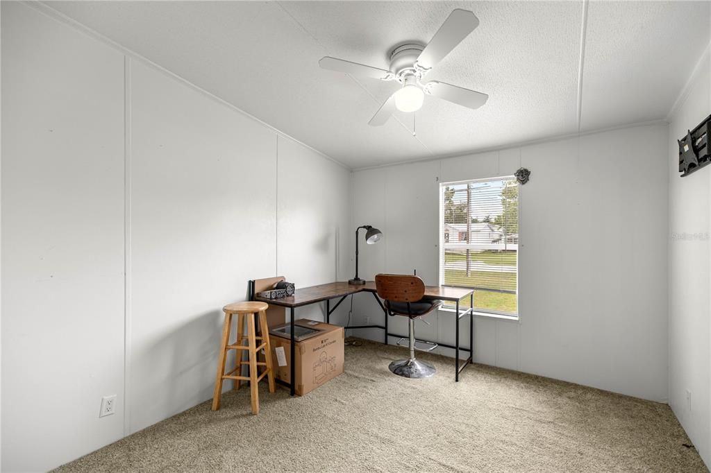 For Sale: $175,000 (3 beds, 2 baths, 1296 Square Feet)