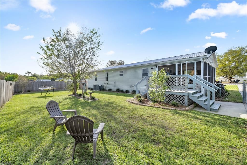 For Sale: $175,000 (3 beds, 2 baths, 1296 Square Feet)