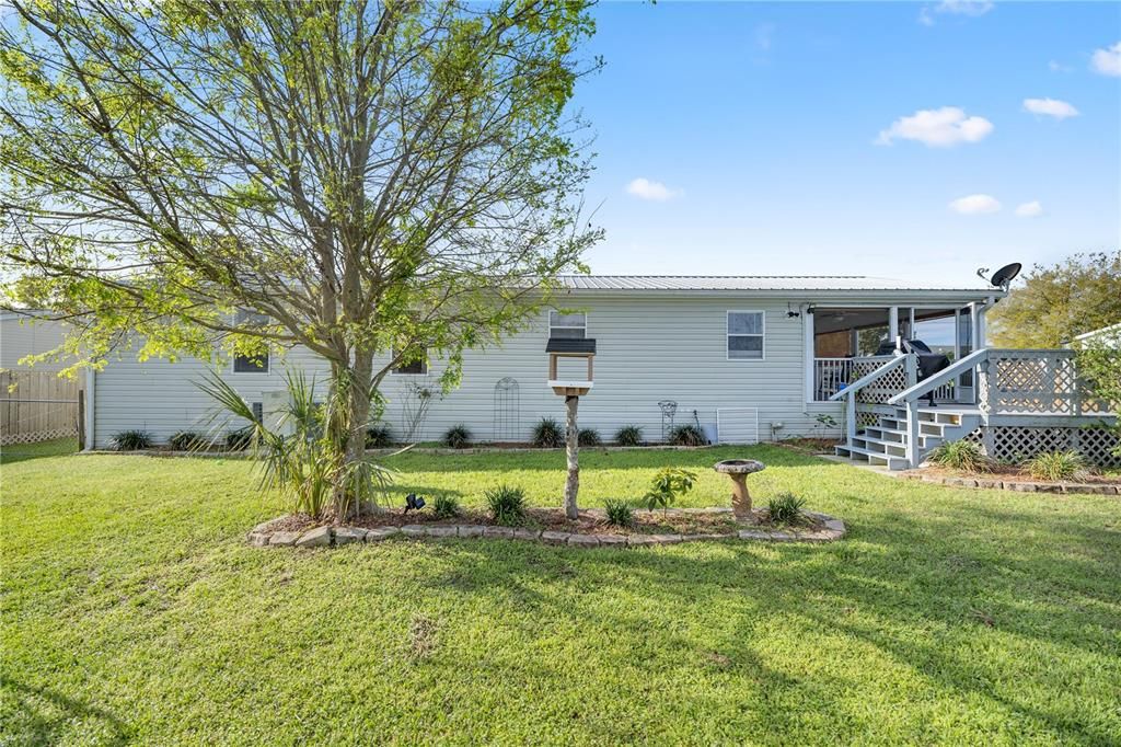 For Sale: $175,000 (3 beds, 2 baths, 1296 Square Feet)