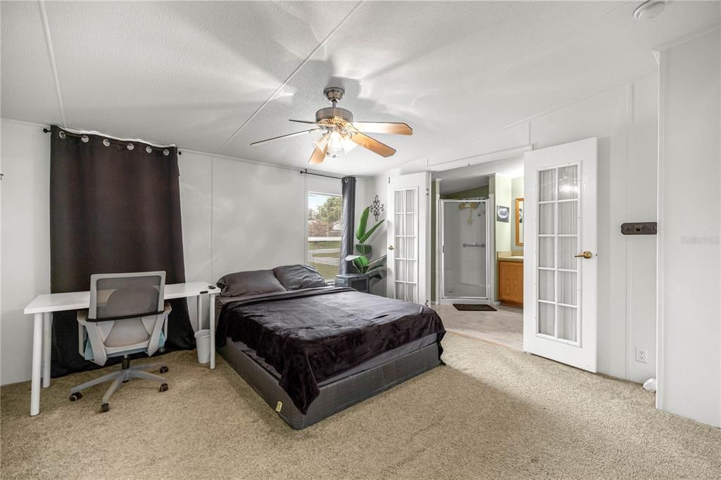 For Sale: $175,000 (3 beds, 2 baths, 1296 Square Feet)