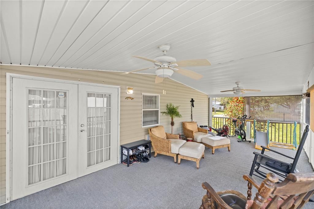 For Sale: $175,000 (3 beds, 2 baths, 1296 Square Feet)