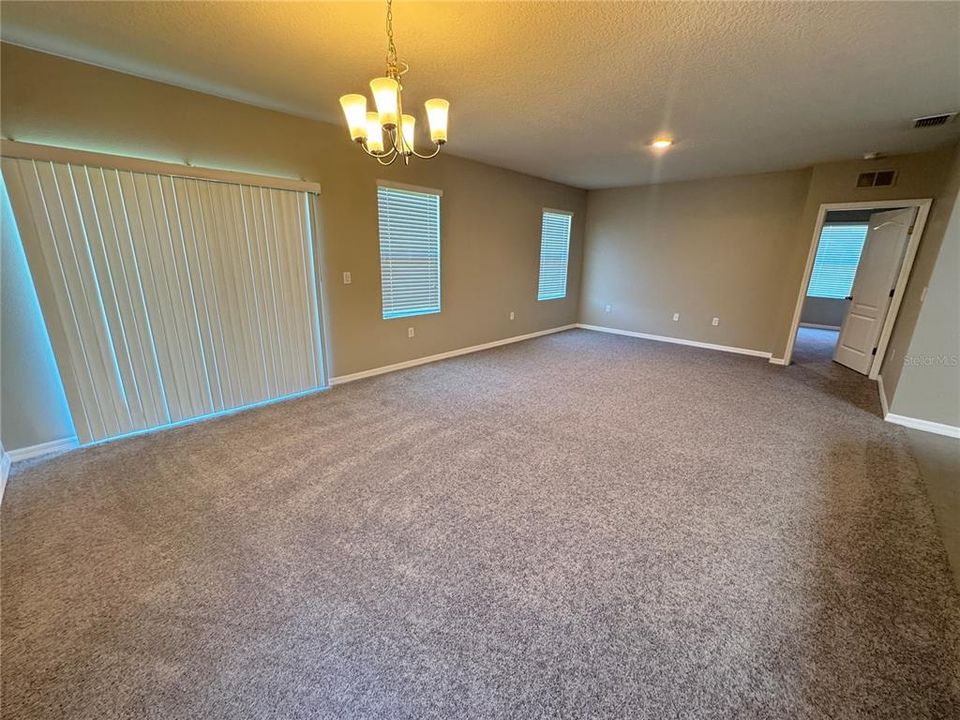 出租: $1,849 (3 贝兹, 2 浴室, 1788 平方英尺)