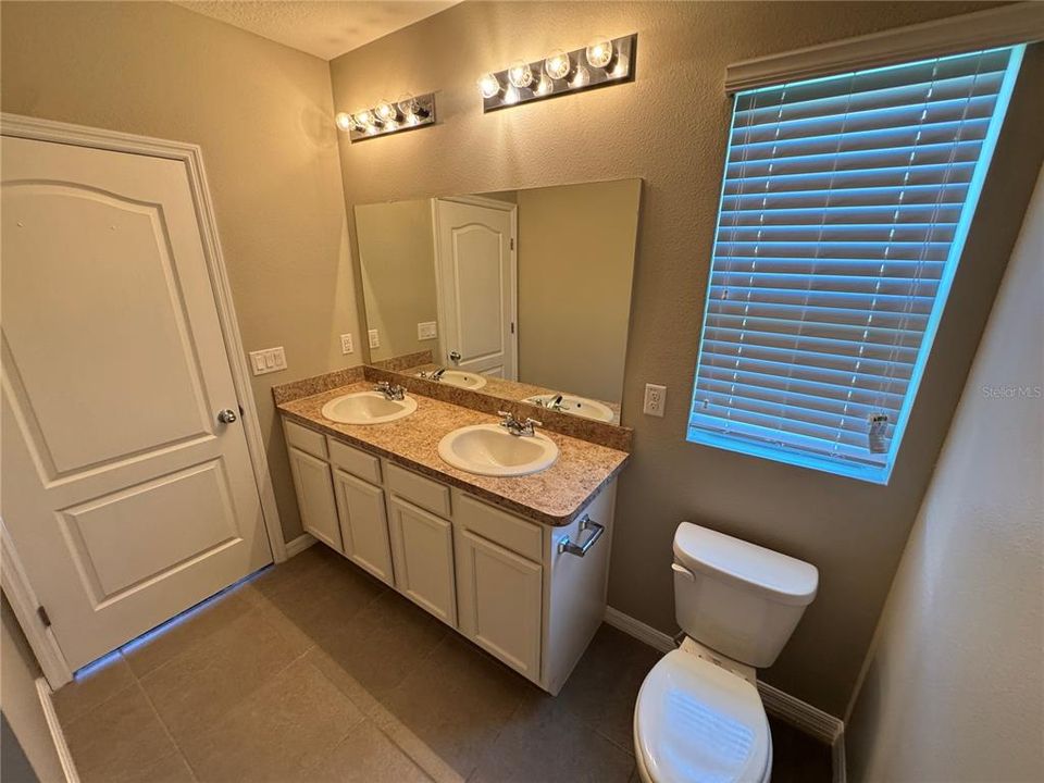 出租: $1,849 (3 贝兹, 2 浴室, 1788 平方英尺)