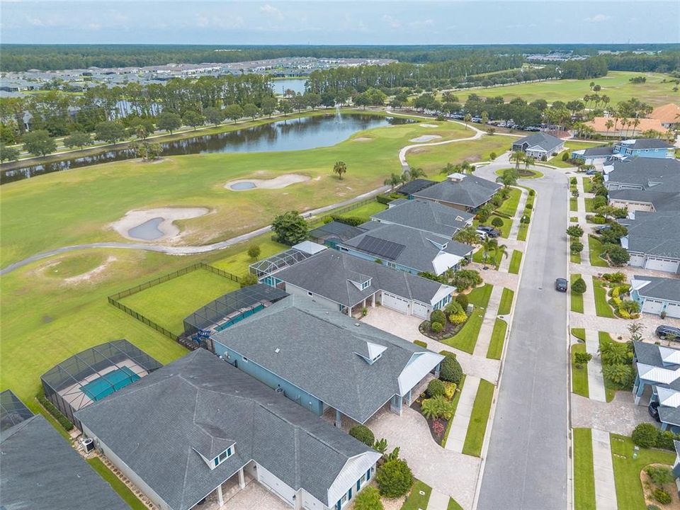 Под контрактом: $749,888 (4 спален, 3 ванн, 2511 Квадратных фут)