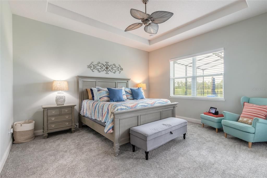 Под контрактом: $749,888 (4 спален, 3 ванн, 2511 Квадратных фут)