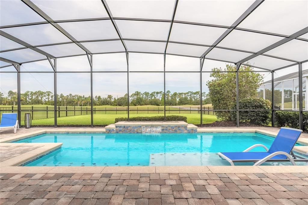 Под контрактом: $749,888 (4 спален, 3 ванн, 2511 Квадратных фут)