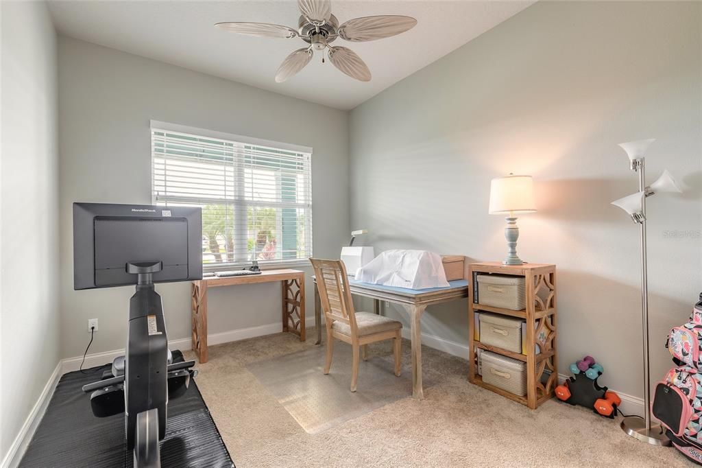 Под контрактом: $749,888 (4 спален, 3 ванн, 2511 Квадратных фут)