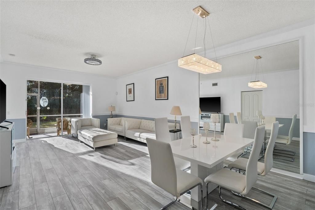 待售: $359,900 (2 贝兹, 2 浴室, 1333 平方英尺)