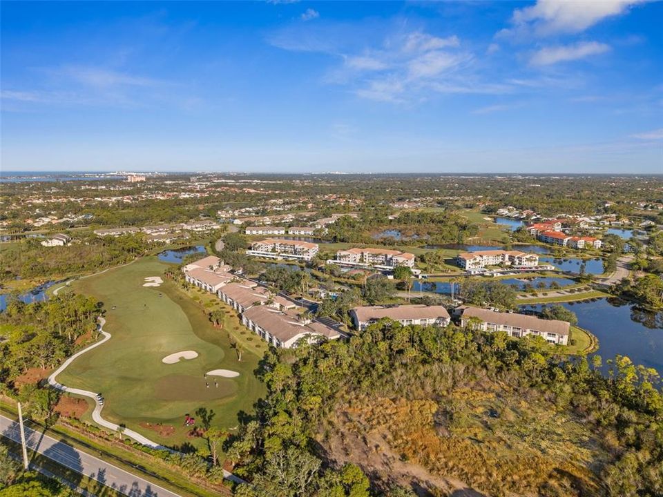 待售: $359,900 (2 贝兹, 2 浴室, 1333 平方英尺)