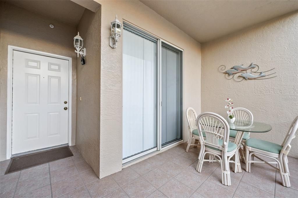 待售: $359,900 (2 贝兹, 2 浴室, 1333 平方英尺)