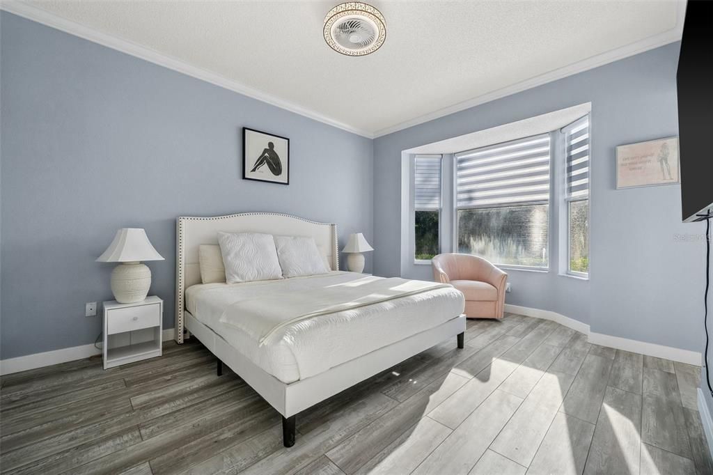 待售: $359,900 (2 贝兹, 2 浴室, 1333 平方英尺)