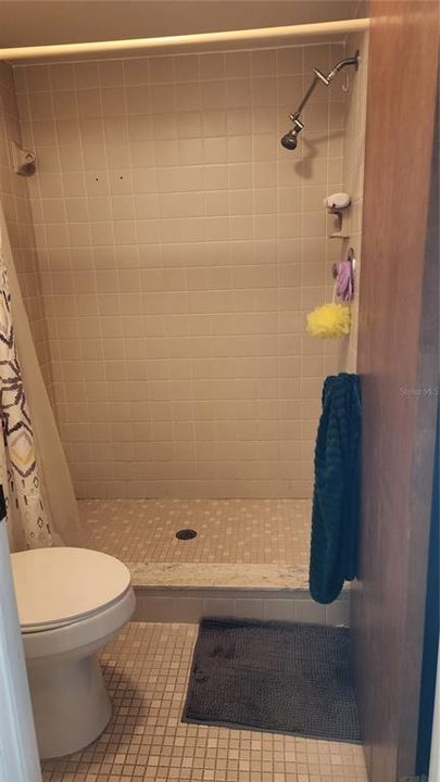 На продажу: $194,500 (2 спален, 2 ванн, 1038 Квадратных фут)