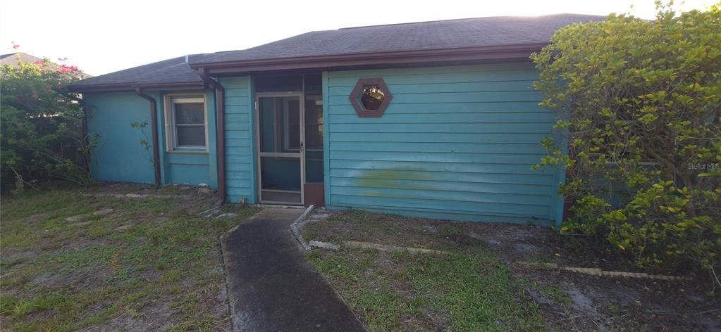 Vendido Recientemente: $250,000 (3 camas, 2 baños, 1044 Pies cuadrados)