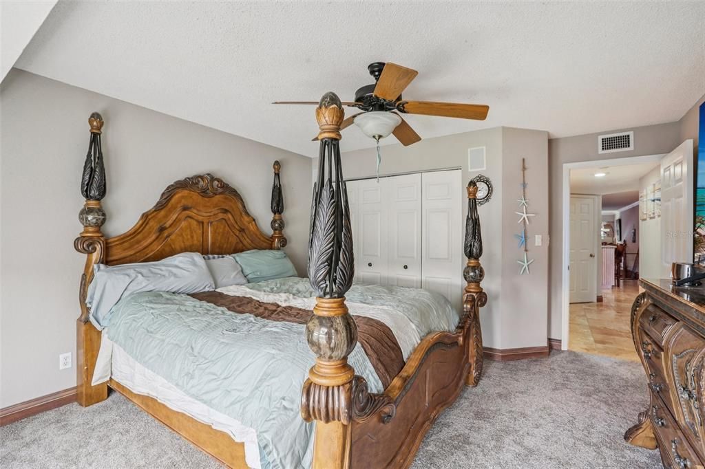 На продажу: $885,000 (3 спален, 3 ванн, 2435 Квадратных фут)