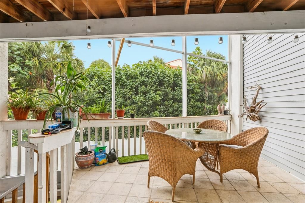 На продажу: $885,000 (3 спален, 3 ванн, 2435 Квадратных фут)