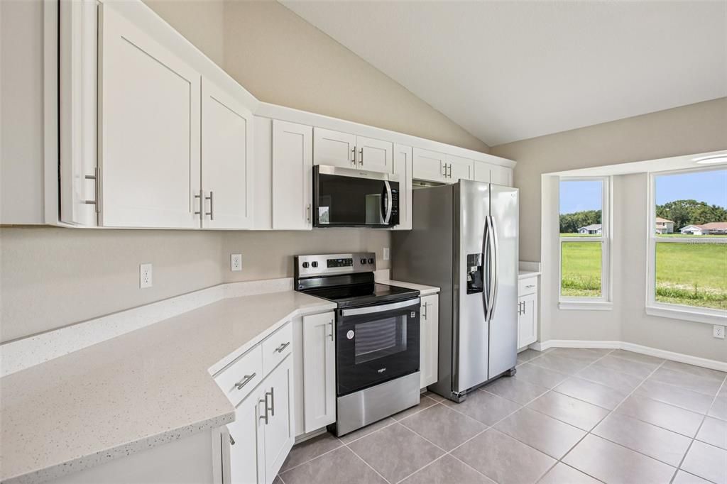 For Sale: $399,900 (3 beds, 2 baths, 1884 Square Feet)