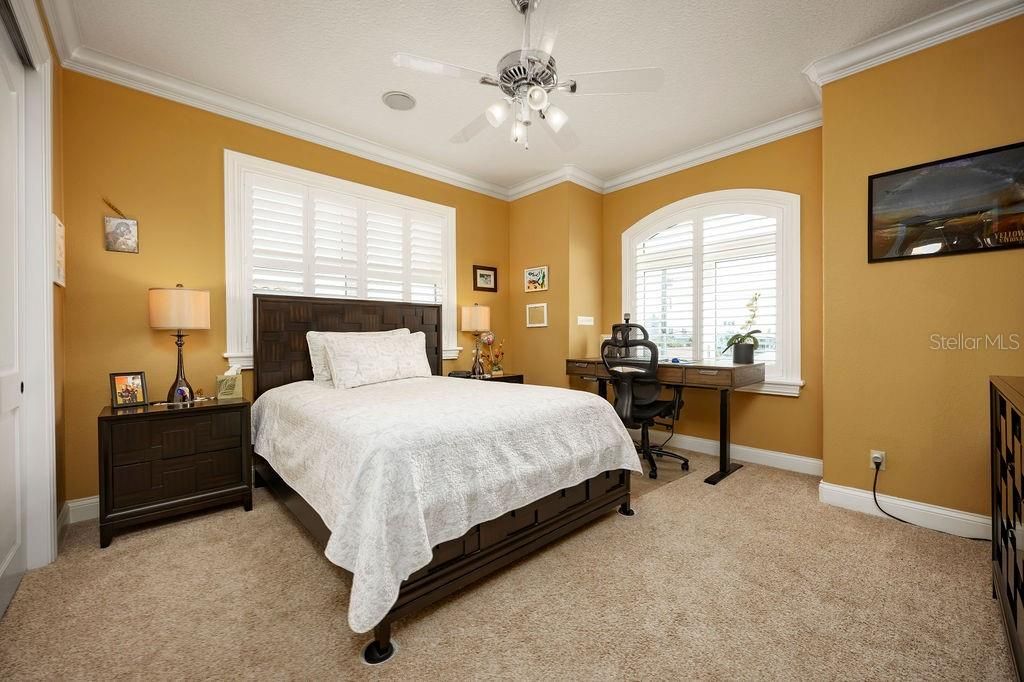 For Sale: $3,900,000 (5 beds, 4 baths, 4571 Square Feet)