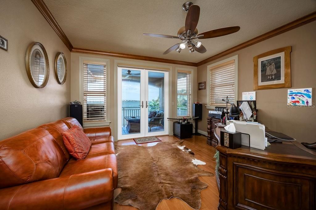 For Sale: $3,900,000 (5 beds, 4 baths, 4571 Square Feet)