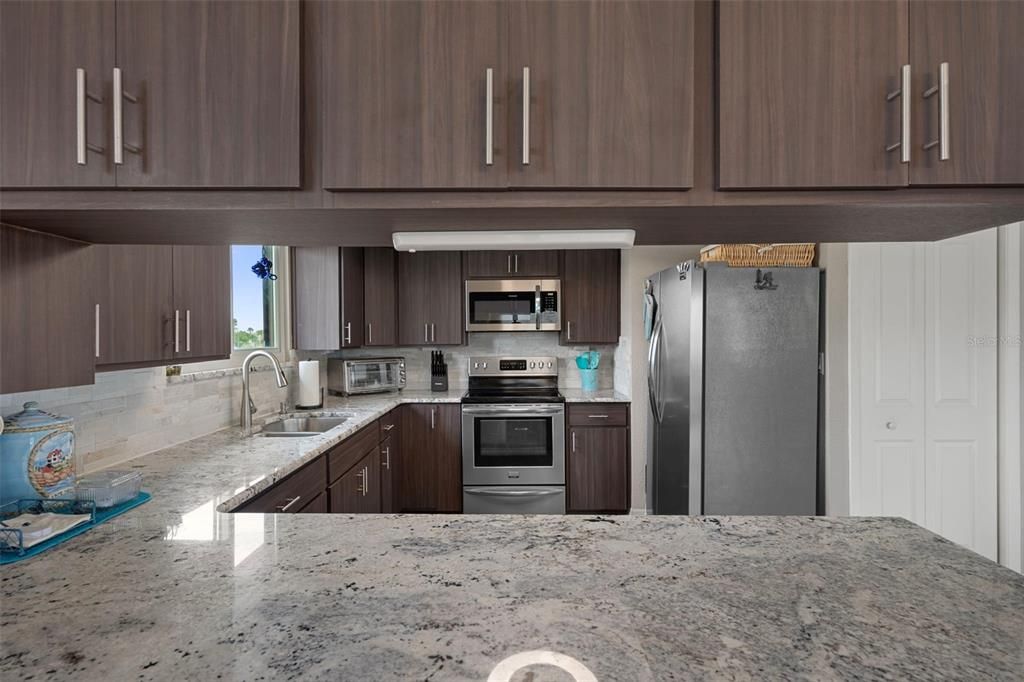 Activo con contrato: $525,000 (3 camas, 2 baños, 1904 Pies cuadrados)